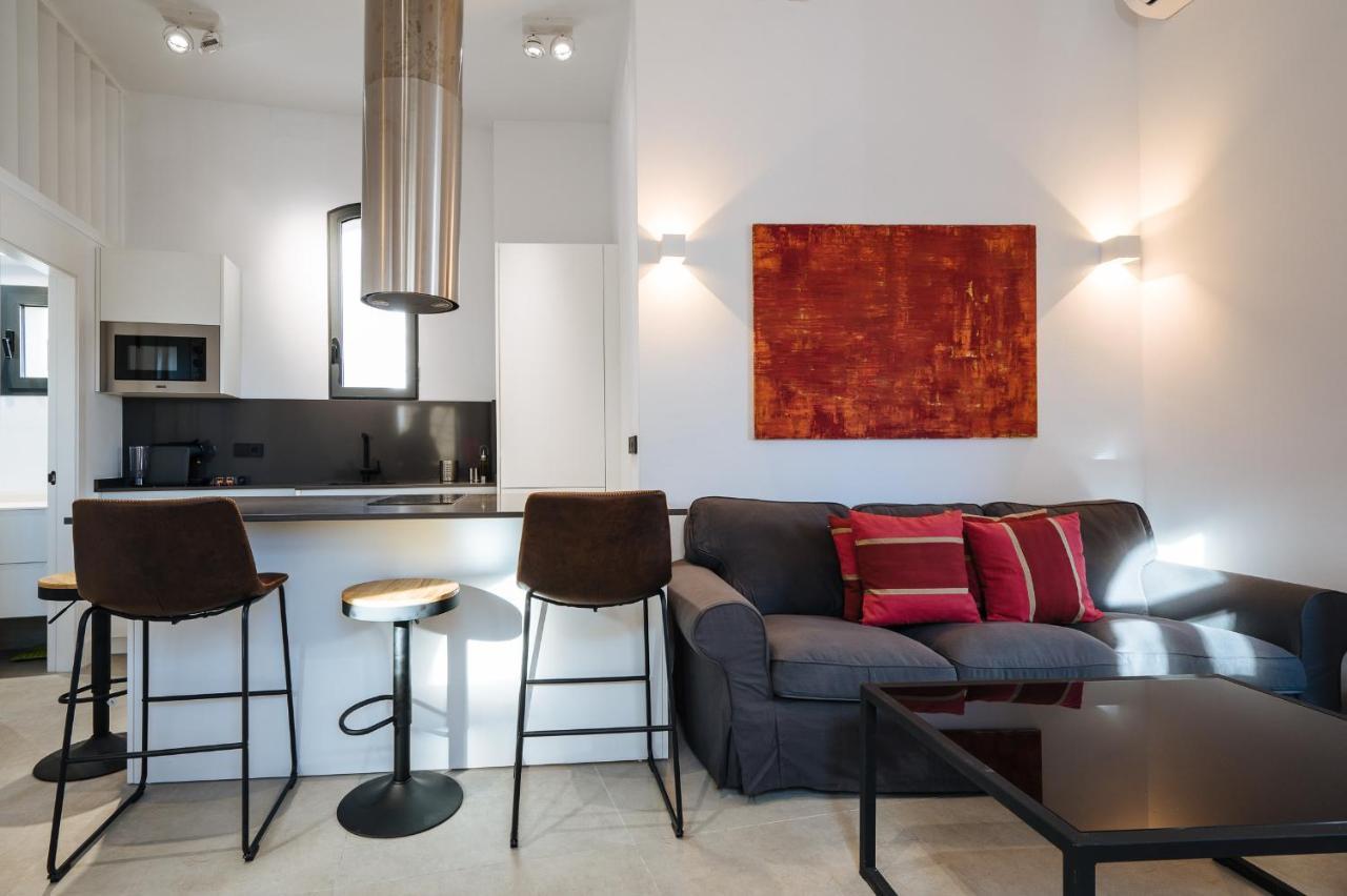 Apartamentos Montevideo 6, Seville